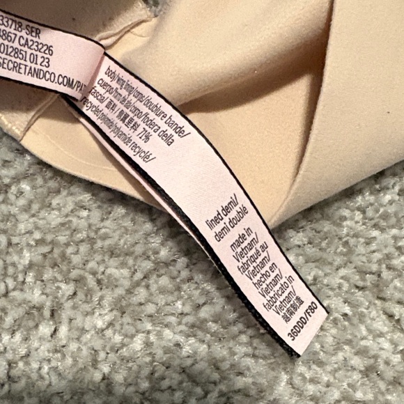 Victoria's Secret Women's Love Cloud Lightly Lined T-Shirt Bra 36ddd - Picture 3 of 7